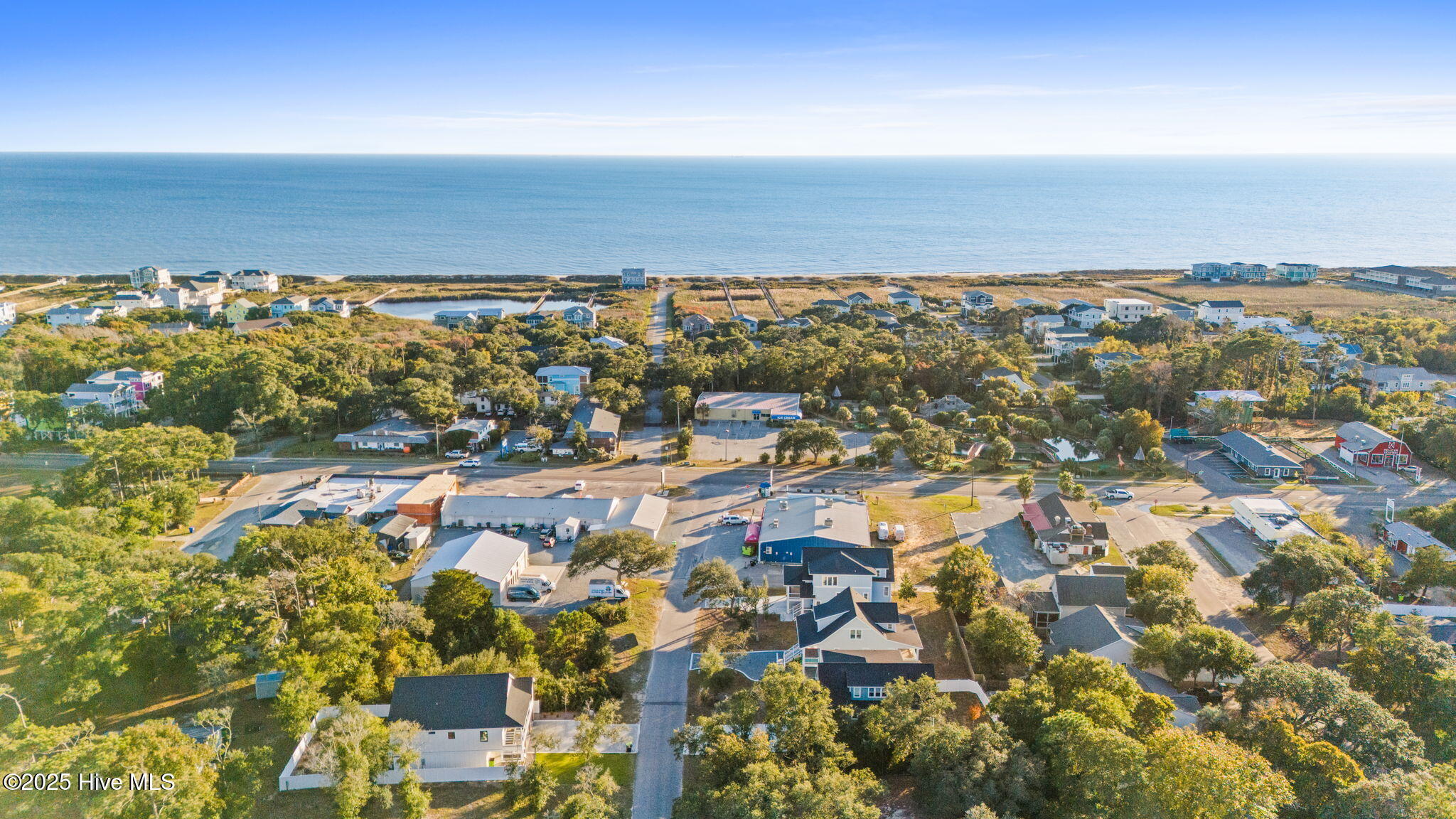 Oak Island, North Carolina 28465, United States, 4 Bedrooms Bedrooms, ,3 BathroomsBathrooms,Residential,Pending,256085