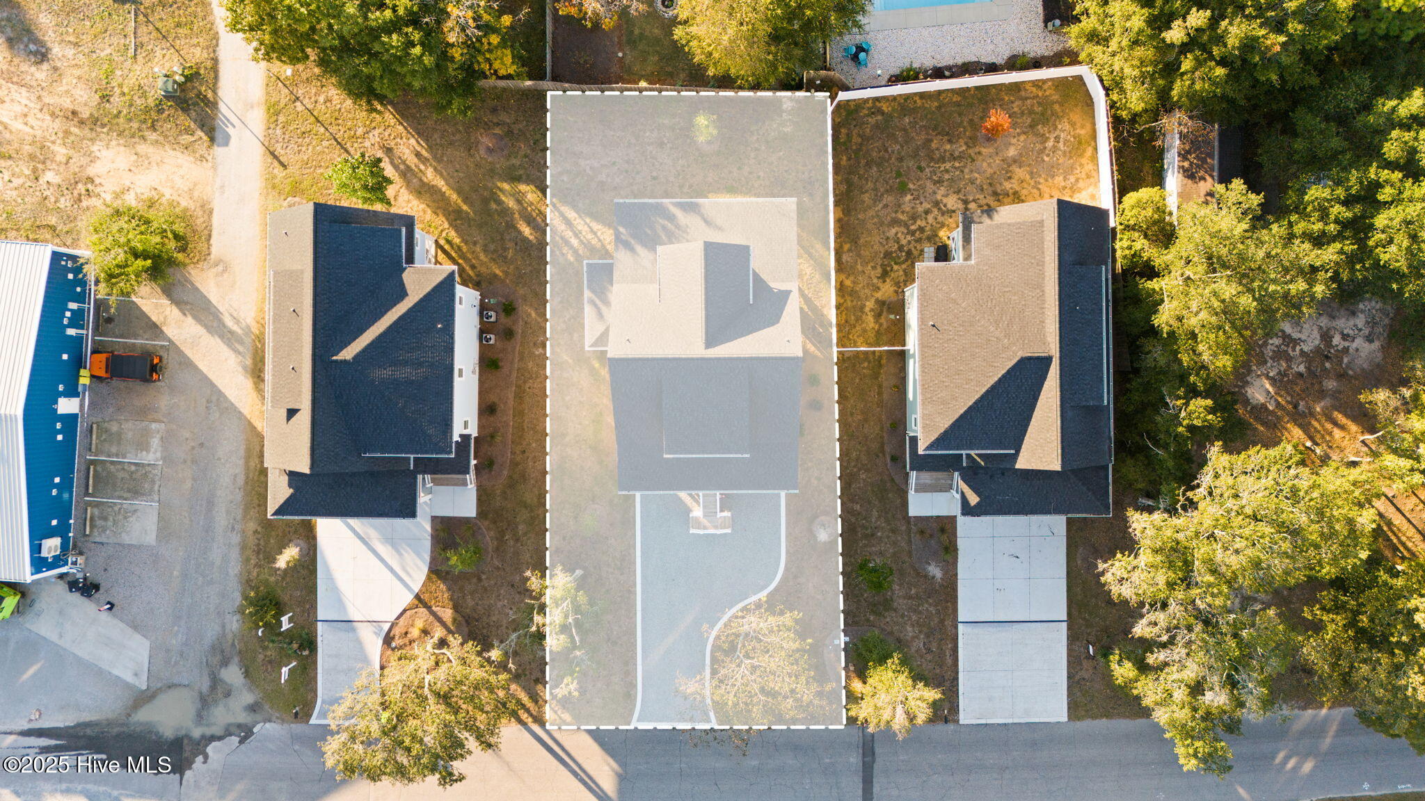 Oak Island, North Carolina 28465, United States, 4 Bedrooms Bedrooms, ,3 BathroomsBathrooms,Residential,Pending,256085