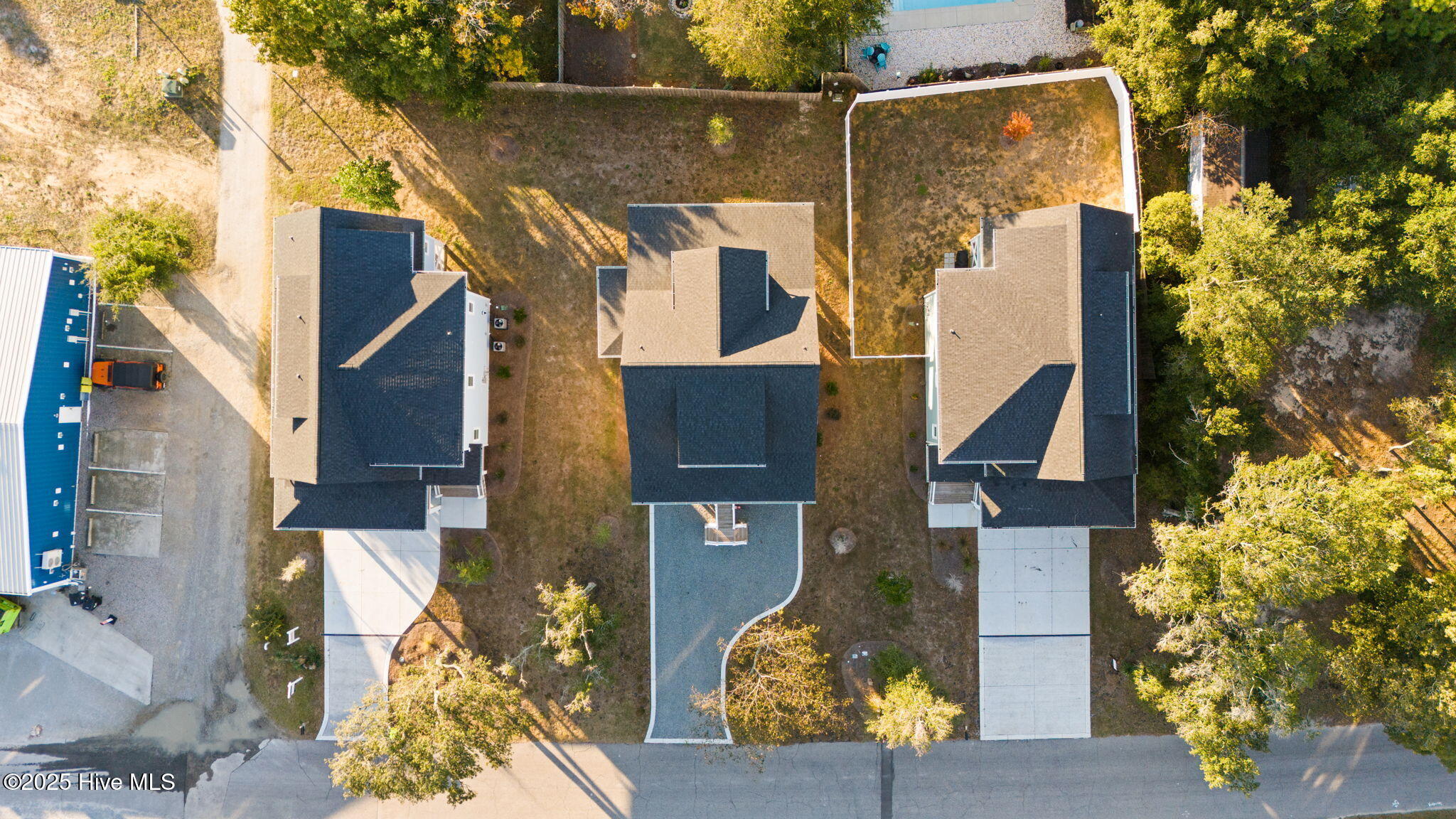 Oak Island, North Carolina 28465, United States, 4 Bedrooms Bedrooms, ,3 BathroomsBathrooms,Residential,Pending,256085