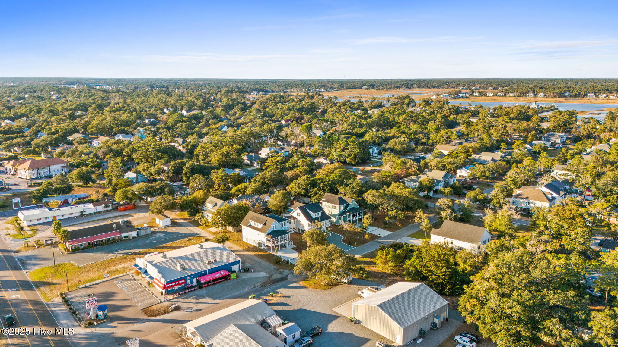 Oak Island, North Carolina 28465, United States, 4 Bedrooms Bedrooms, ,3 BathroomsBathrooms,Residential,Pending,256085