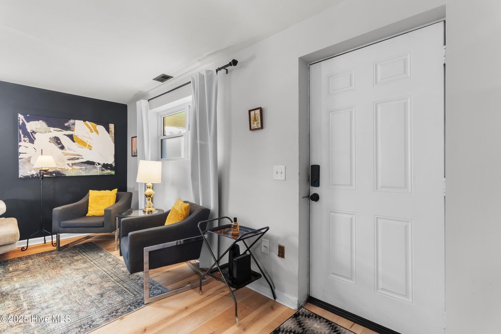 Photo of 721 Campbell Street, Wilmington, NC 28401 (MLS # 100534500)