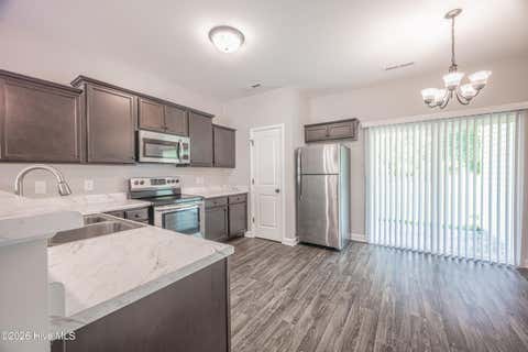 Tiny photo for 206 Alexa Place, Jacksonville, NC 28546 (MLS # 100597876)