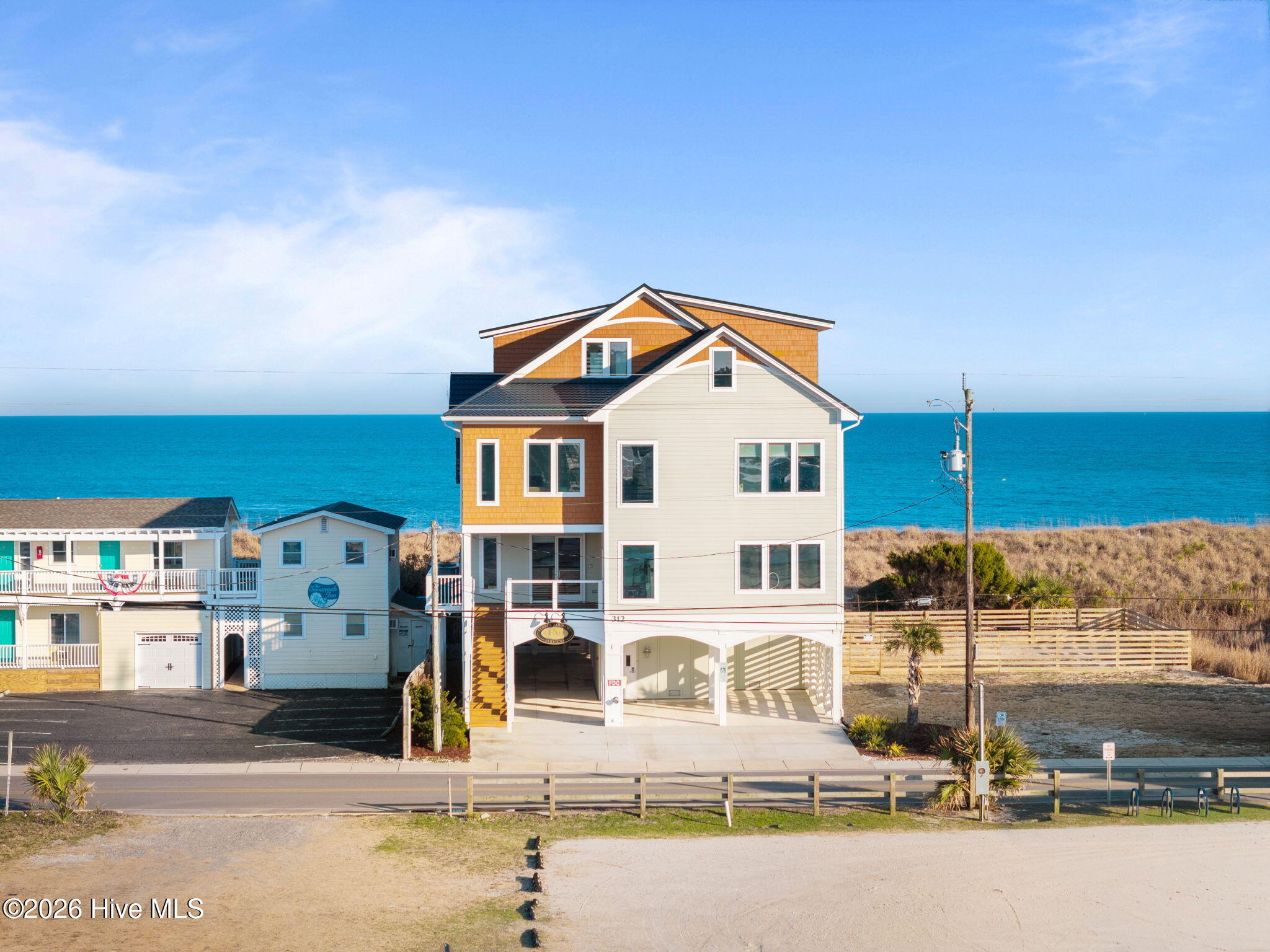 312 Carolina Beach Avenue N 1