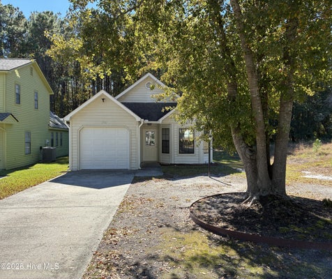 1081 VALLEY DR, CALABASH, NC 28467 - Image 2d8f8f5dfe75406fa41420eeb348a7bd/4008809469