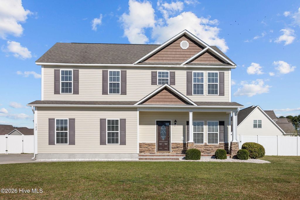 Photo of 102 Kayak Court, Swansboro, NC 28584 (MLS # 100560310)