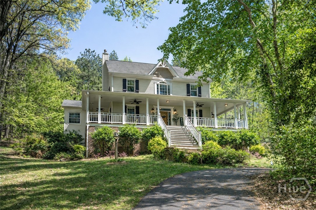 1660A Maple Ridge Drive