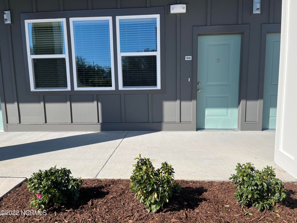 Photo of 203 Wright Street #210, Wilmington, NC 28401 (MLS # 100575729)