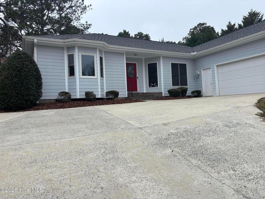 Photo of 180 Canter Lane, Pinehurst, NC 28374 (MLS # 100557970)