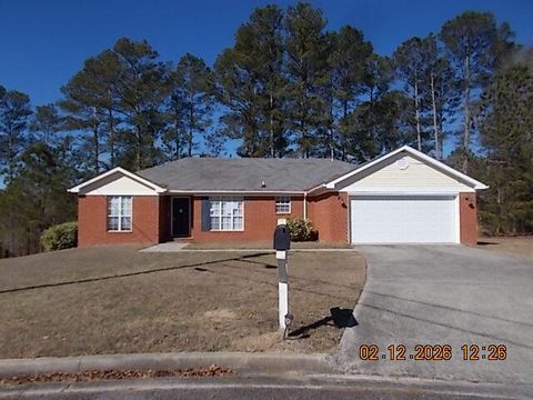 Homes For Sale - 2820 Stoker Court<br/> Hephzibah, GA 30815