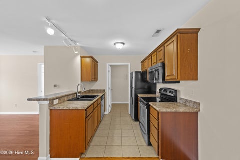 Tiny photo for 4420 Jay Bird Circle #Unit 101, Wilmington, NC 28412 (MLS # 100612017)