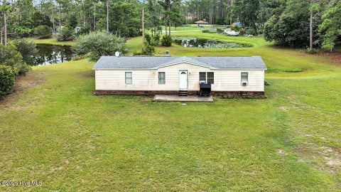 Mobile Home For Sale - 877 Cambridge Road<br/> Southport, NC 28461