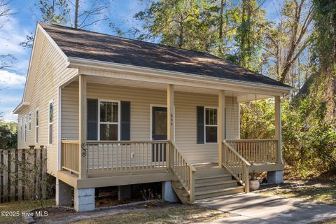 Tiny photo for 644 E Ocean Road, Holly Ridge, NC 28445 (MLS # 100544828)