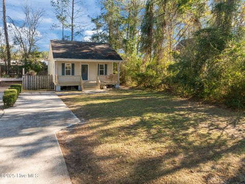 Tiny photo for 644 E Ocean Road, Holly Ridge, NC 28445 (MLS # 100544828)