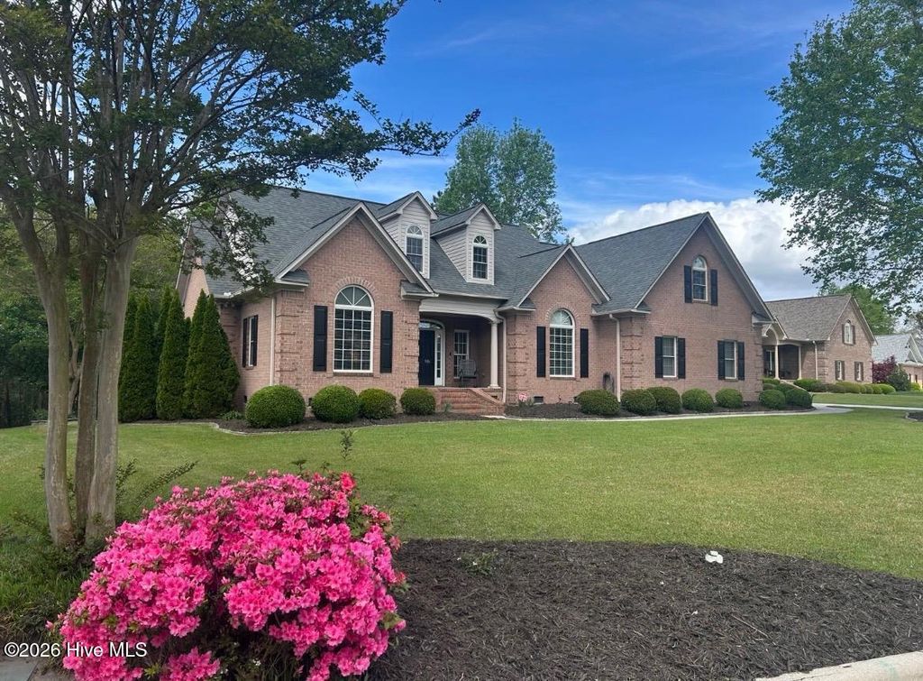 Photo of 114 Friburg Road, New Bern, NC 28562 (MLS # 100565477)