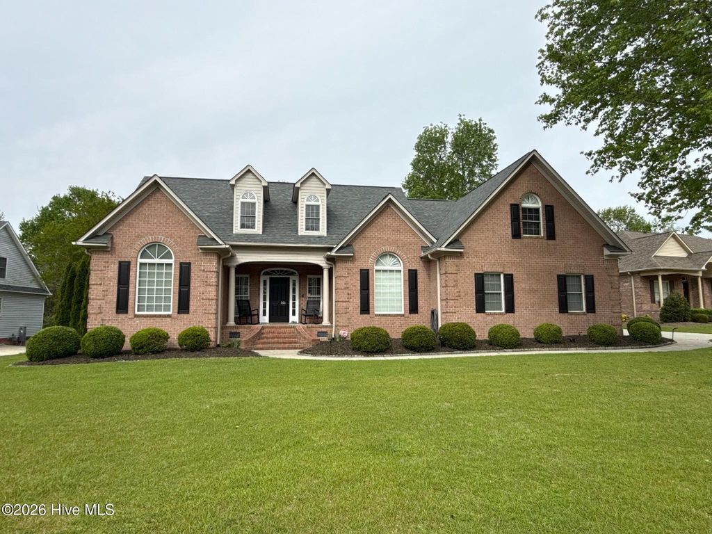 Photo of 114 Friburg Road, New Bern, NC 28562 (MLS # 100565477)