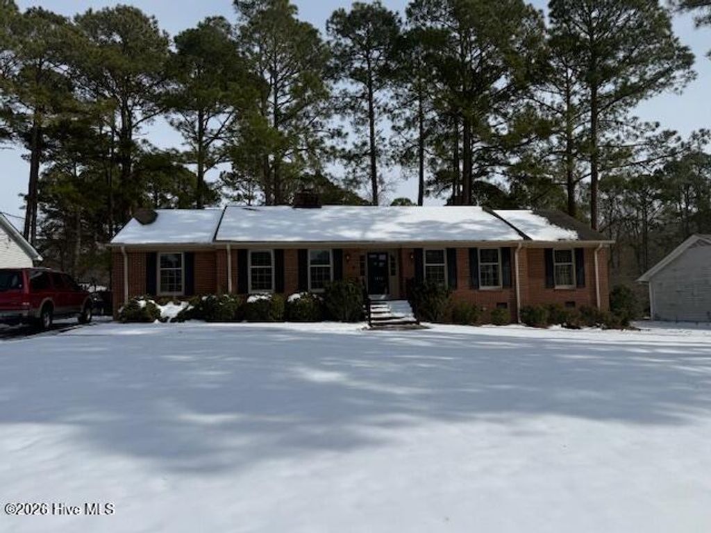 Photo of 1402 Chesnee Drive NW, Wilson, NC 27896 (MLS # 100552732)