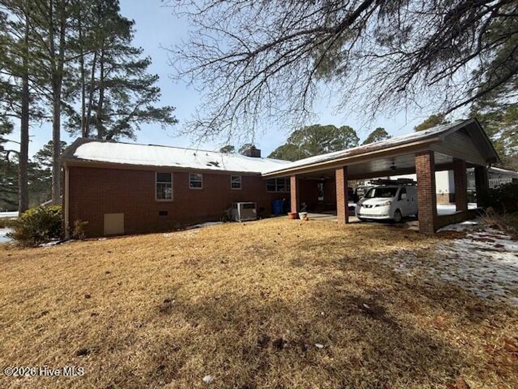 Photo of 1402 Chesnee Drive NW, Wilson, NC 27896 (MLS # 100552732)