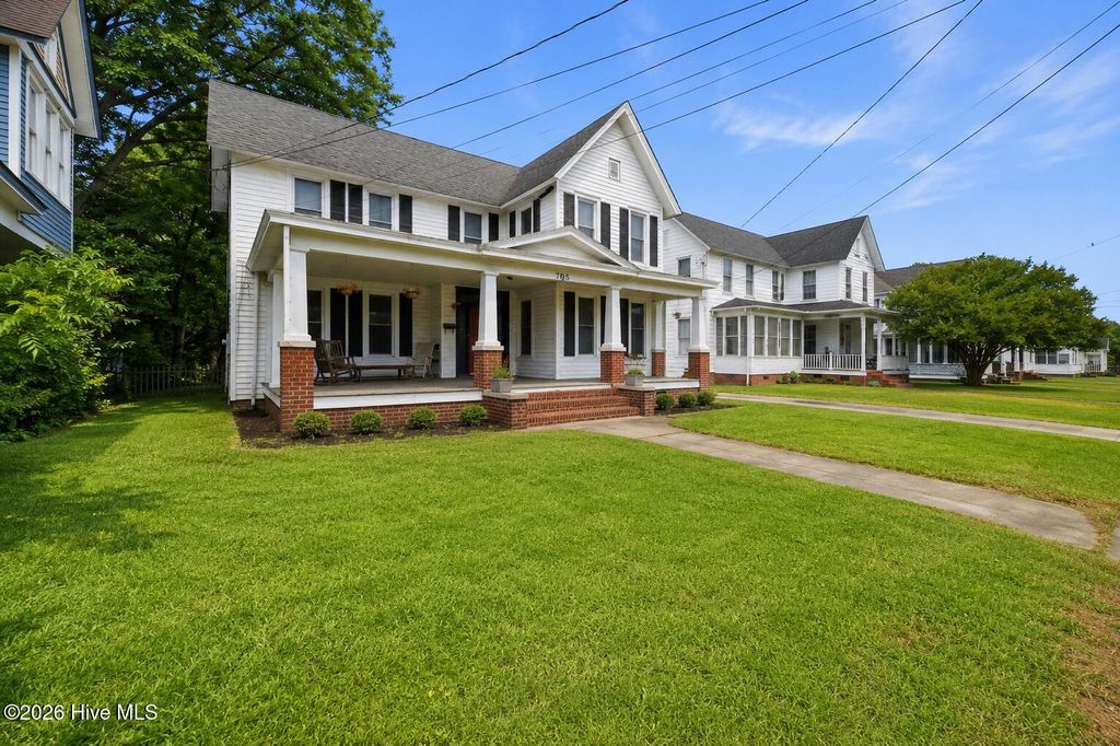 Photo of 705 N Road Street, Elizabeth City, NC 27909 (MLS # 100576335)