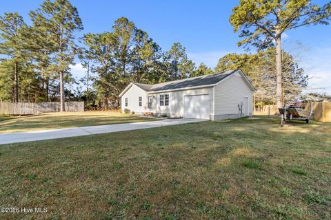 Tiny photo for 434 Oregon Trail, Hubert, NC 28539 (MLS # 100563206)