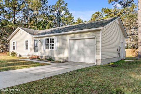 Tiny photo for 434 Oregon Trail, Hubert, NC 28539 (MLS # 100563206)