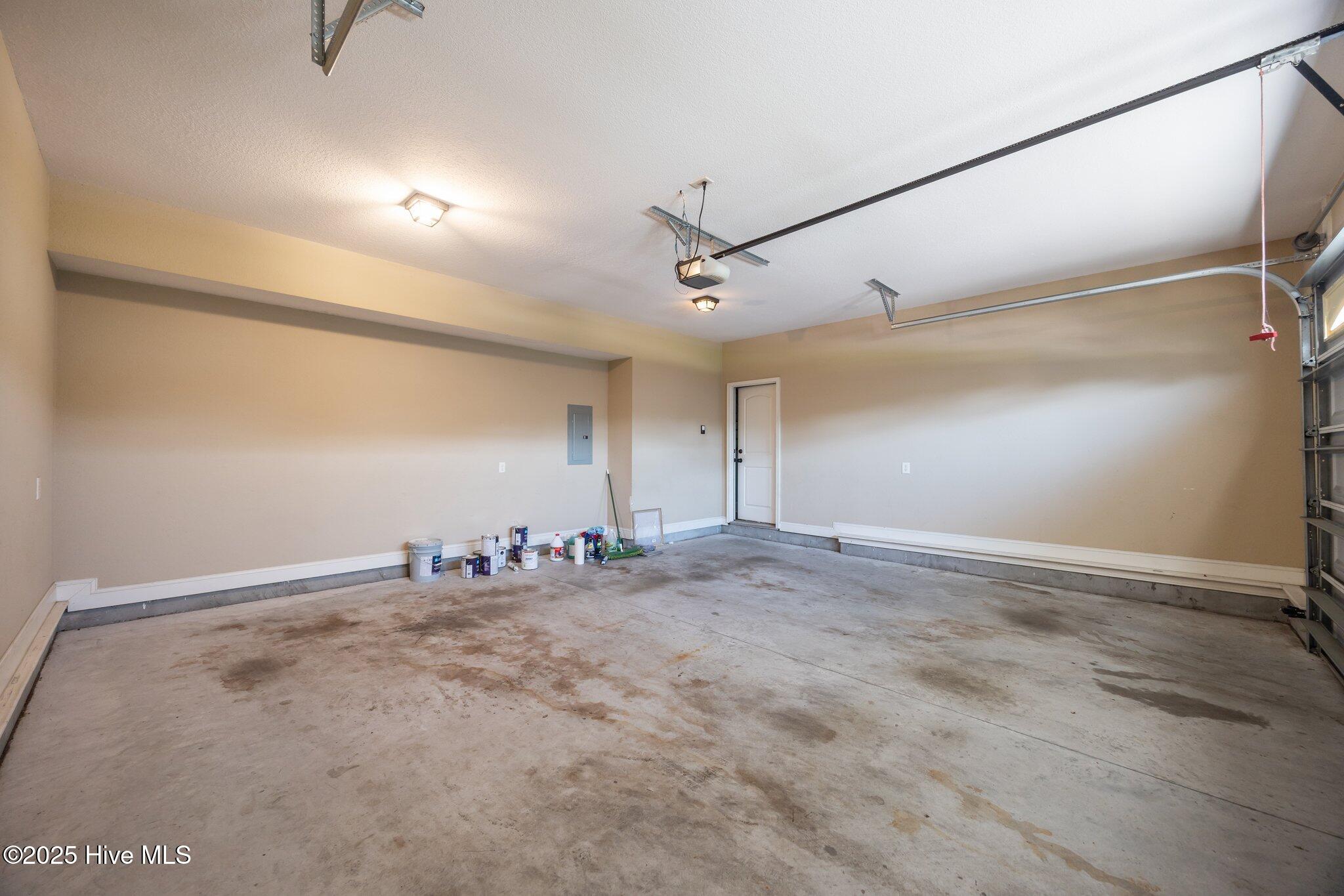 Greenville, North Carolina 27834, United States, 3 Bedrooms Bedrooms, ,3 BathroomsBathrooms,Residential,Active,255990