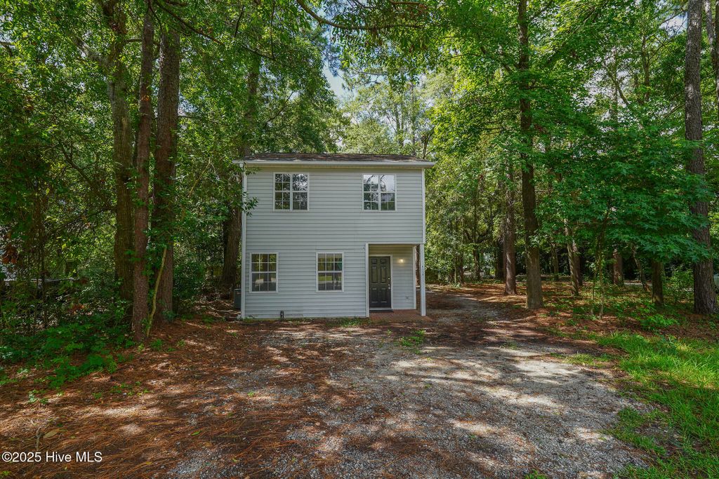 Photo of 4118 Peachtree Avenue, Wilmington, NC 28403 (MLS # 100556666)