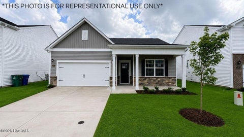 Homes For Sale - 1500 Stone Wood Drive<br/> Winterville, NC 28590