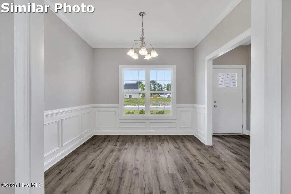 506 E Black Water Lane