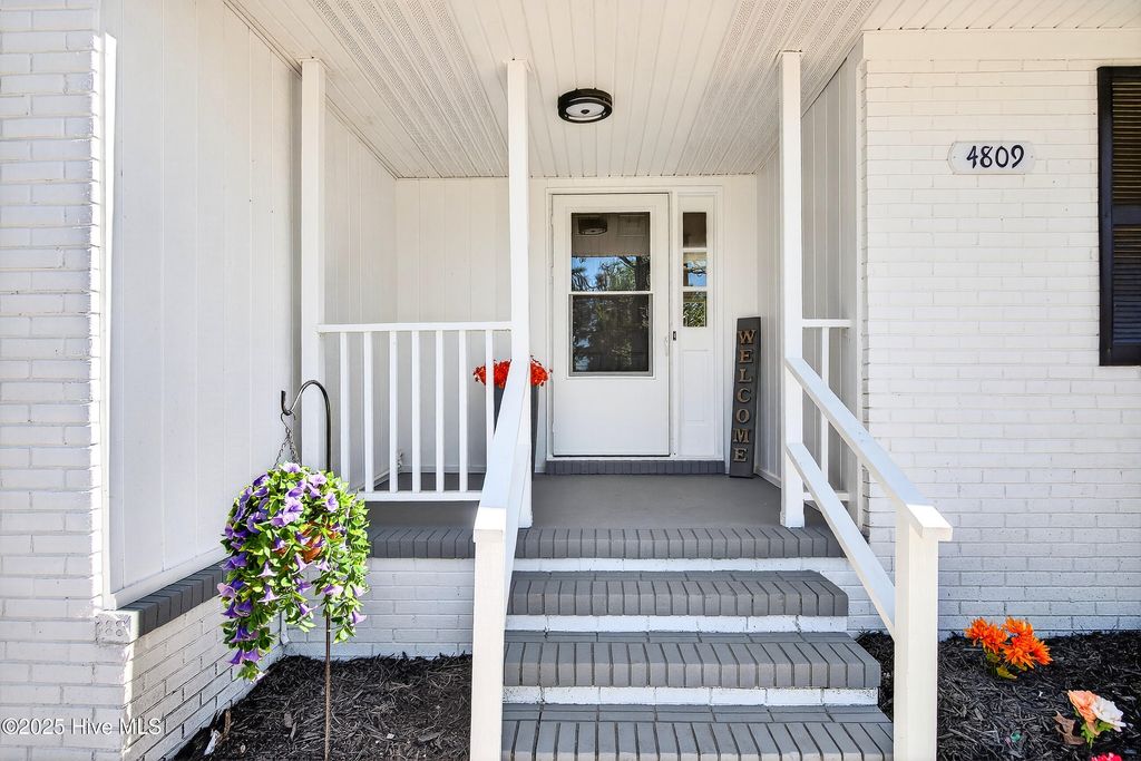 Photo of 4809 Indian Trail, Wilmington, NC 28412 (MLS # 100536984)