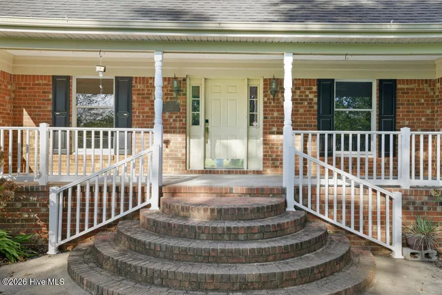 112 Katies Court, photo 5 of 60