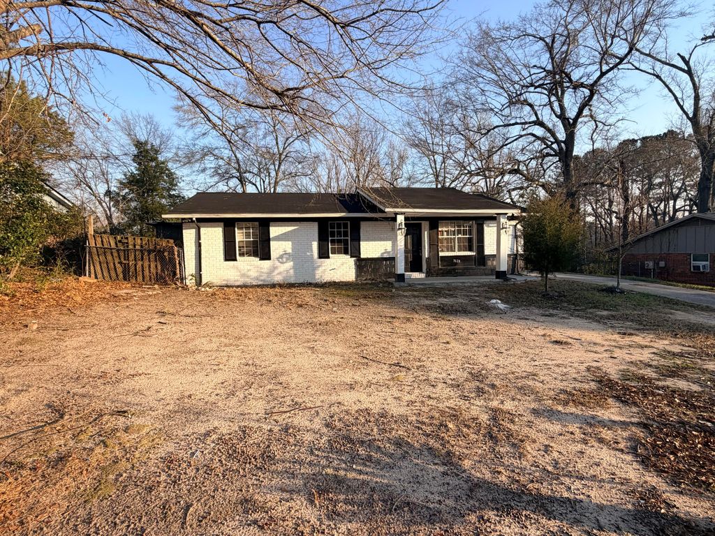 Photo of 3628 Larkspur Drive, Augusta, GA 30906 (MLS # 552679)