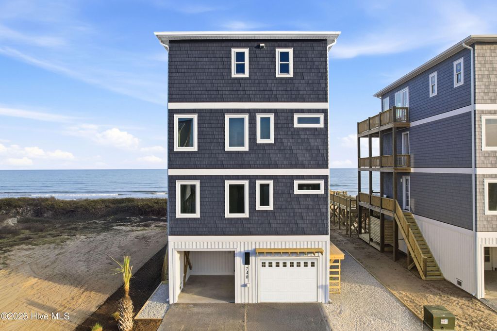 Photo of 740 Dune Ridge Court, Surf City, NC 28445 (MLS # 100508019)