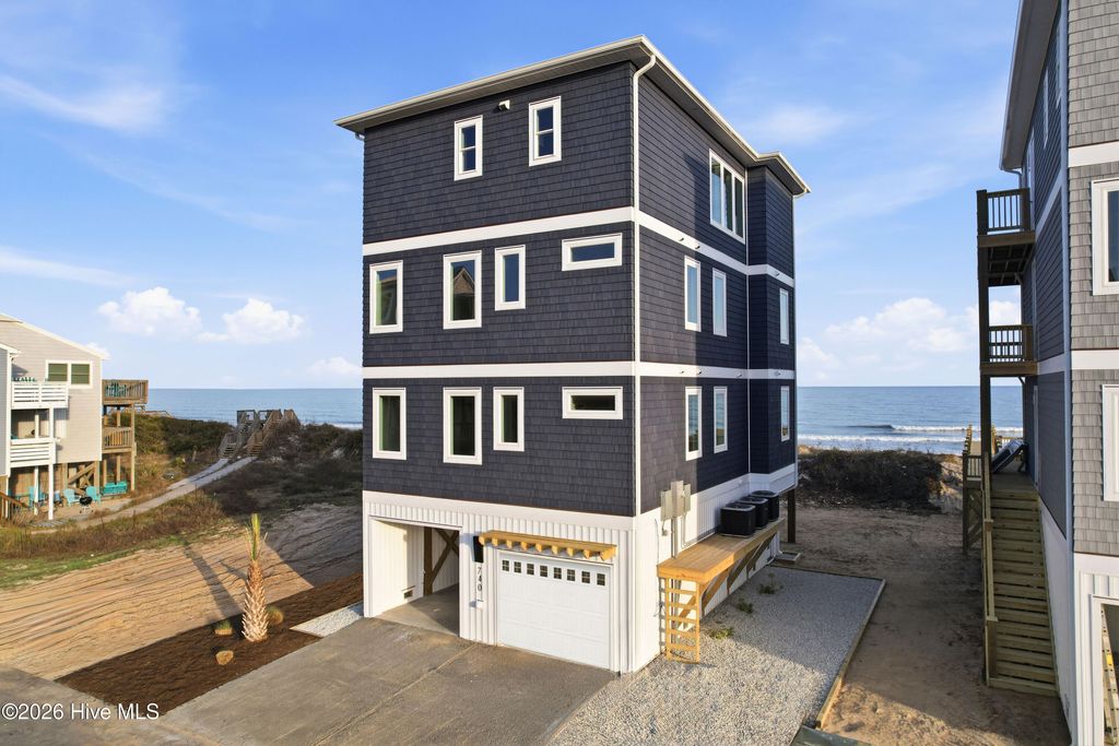 Photo of 740 Dune Ridge Court, Surf City, NC 28445 (MLS # 100508019)