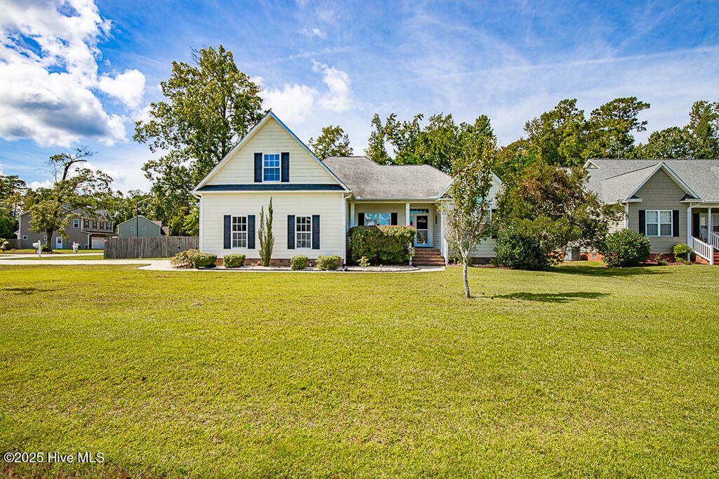 Photo of 101 Westerly Road, New Bern, NC 28560 (MLS # 100543546)