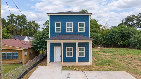 Photo for 517 Dupont Street Apt A