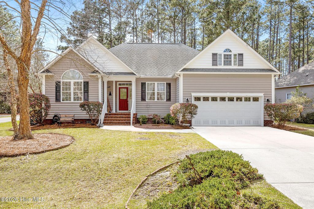 Photo of 1002 Bracken Fern Drive, New Bern, NC 28560 (MLS # 100561289)