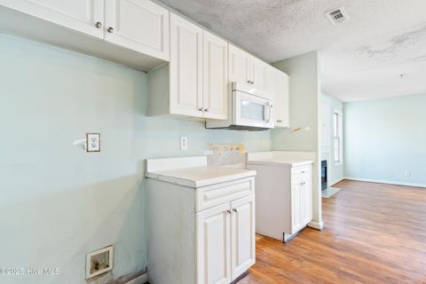 Tiny photo for 807 March Court #E, Wilmington, NC 28405 (MLS # 100545961)