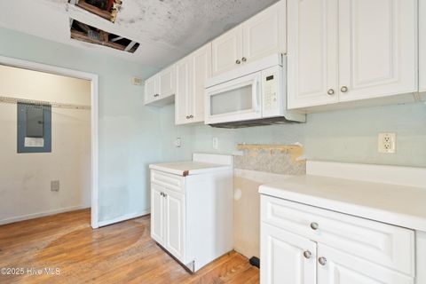 Tiny photo for 807 March Court #E, Wilmington, NC 28405 (MLS # 100545961)