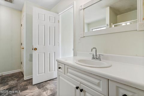 Tiny photo for 807 March Court #E, Wilmington, NC 28405 (MLS # 100545961)