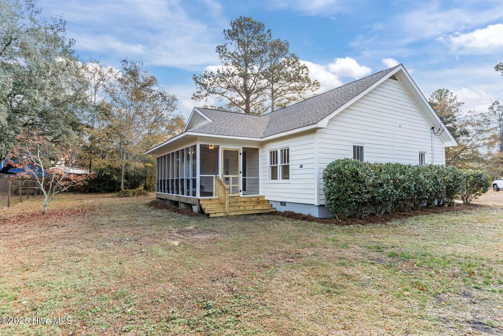 Photo of 110 Carolina Avenue, Leland, NC 28451 (MLS # 100568722)
