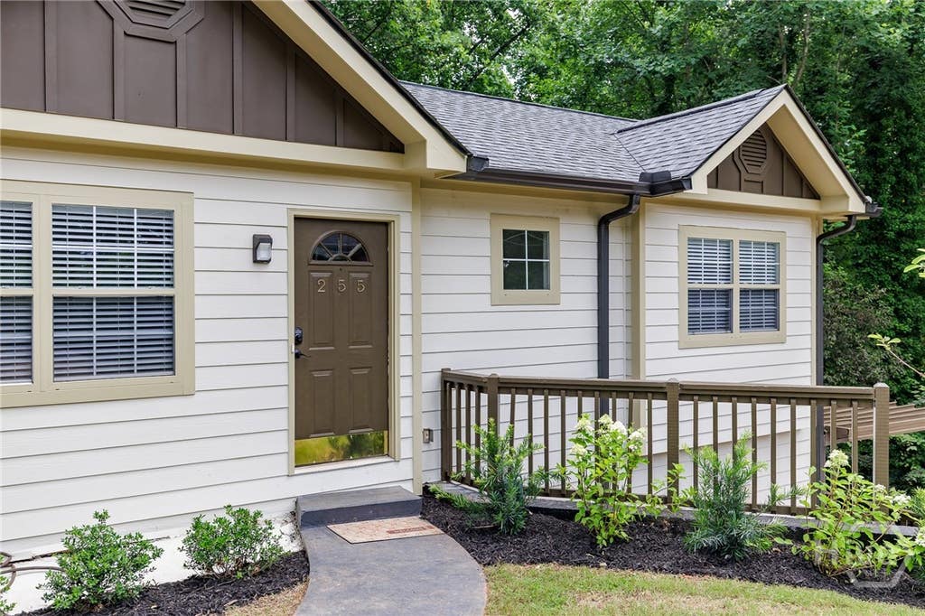 Photo of 255 Pine Valley Drive, Athens, GA 30606 (MLS # CL359640)