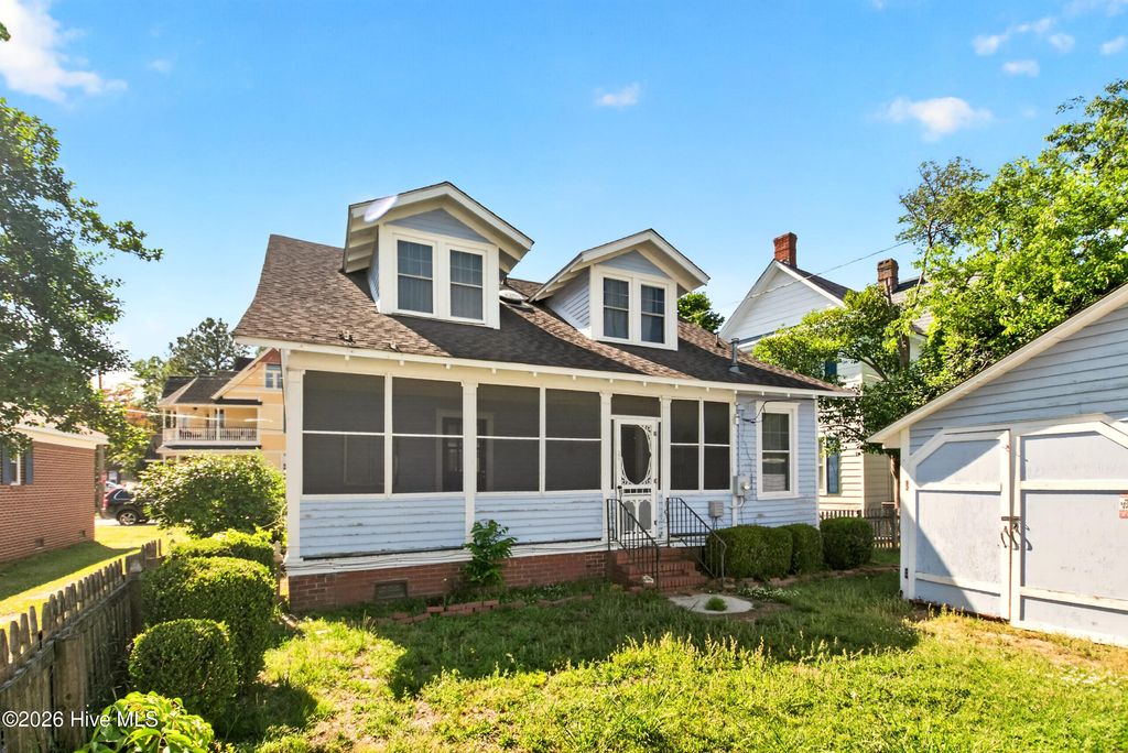 Photo of 202 N Front Street, Hertford, NC 27944 (MLS # 100576697)