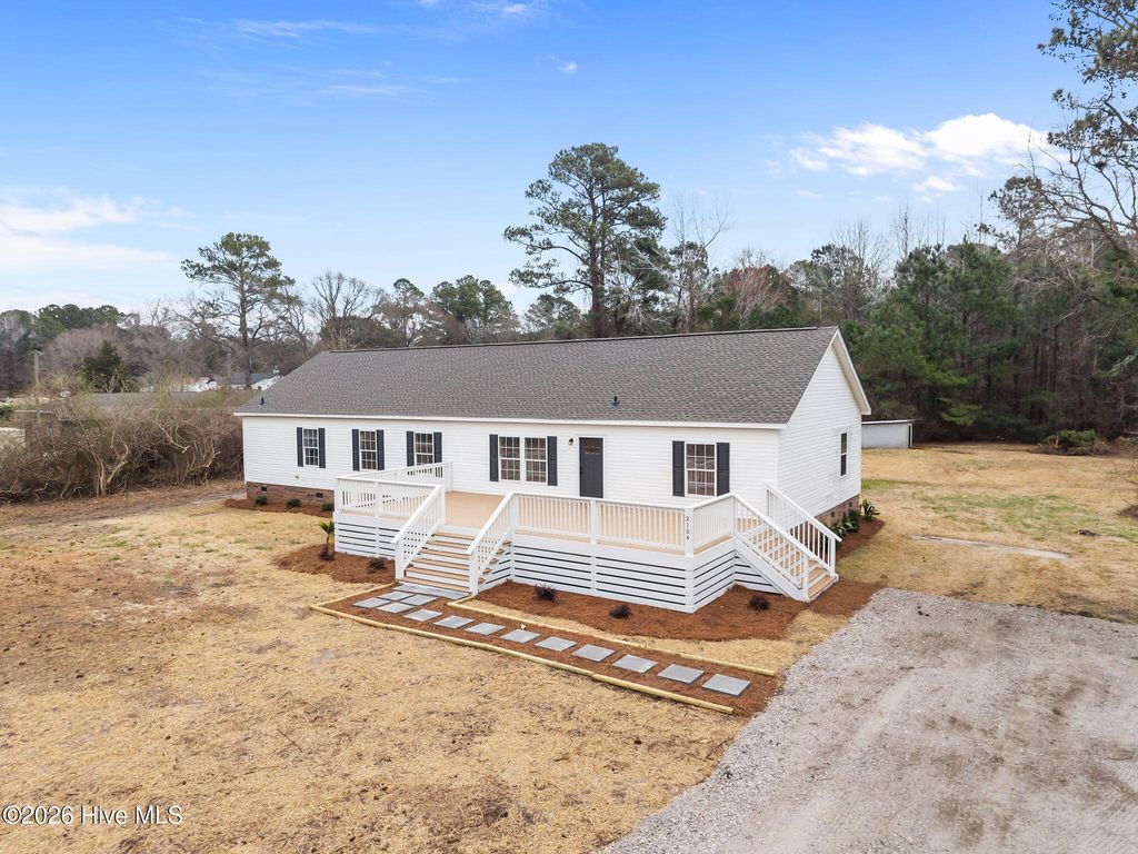 Photo of 2104 Cornelius Moore Avenue, Wilmington, NC 28405 (MLS # 100557203)