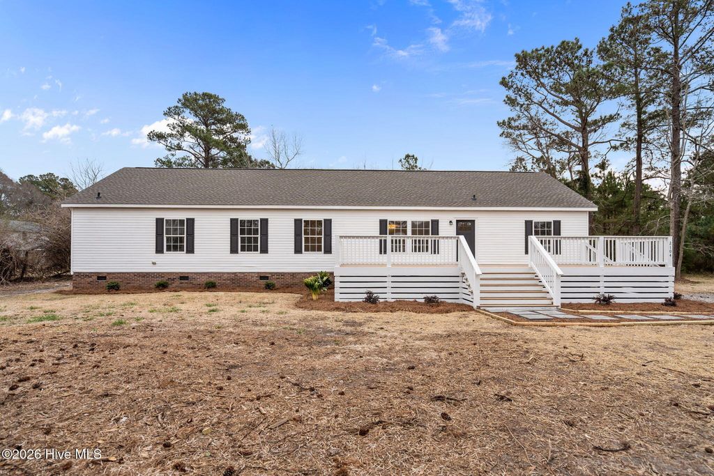 Photo of 2104 Cornelius Moore Avenue, Wilmington, NC 28405 (MLS # 100557203)