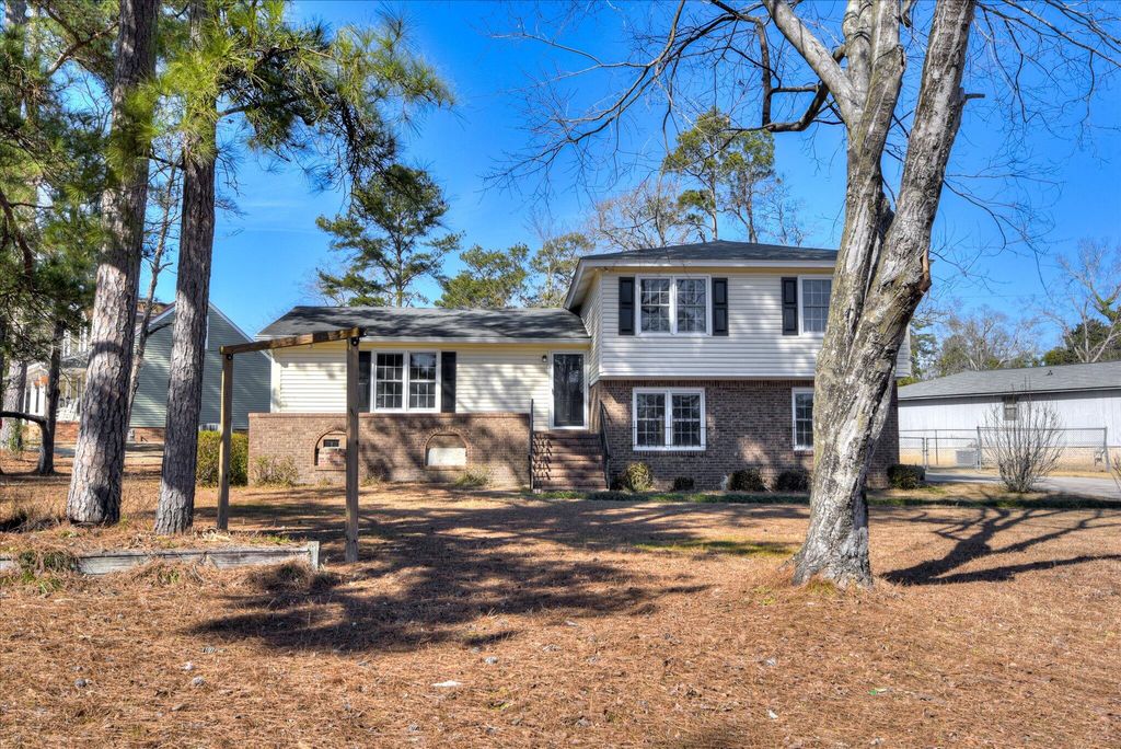 Photo of 2101 Rosier Road, Augusta, GA 30906 (MLS # 551569)