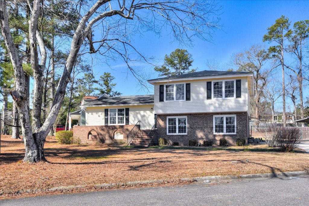 Photo of 2101 Rosier Road, Augusta, GA 30906 (MLS # 551569)