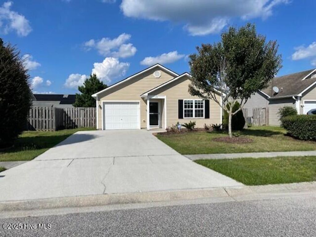 Photo of 1112 Crestfield Way, Leland, NC 28451 (MLS # 100578570)