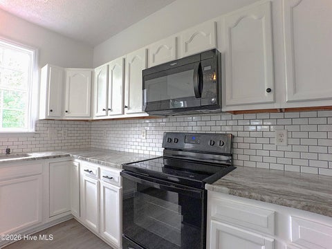 Tiny photo for 106 Hardin Drive, Maysville, NC 28555 (MLS # 100591040)