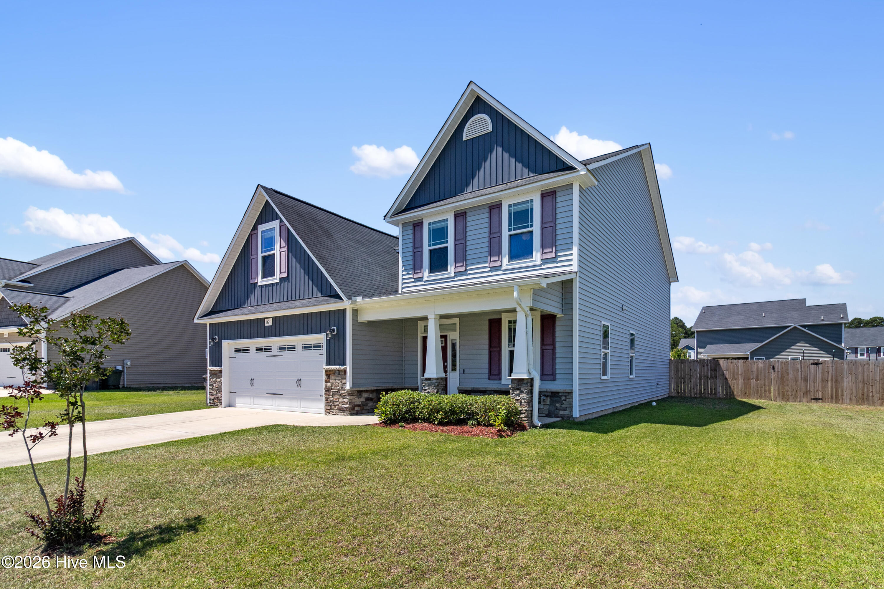 1421 Benchmark Way - Photo 3