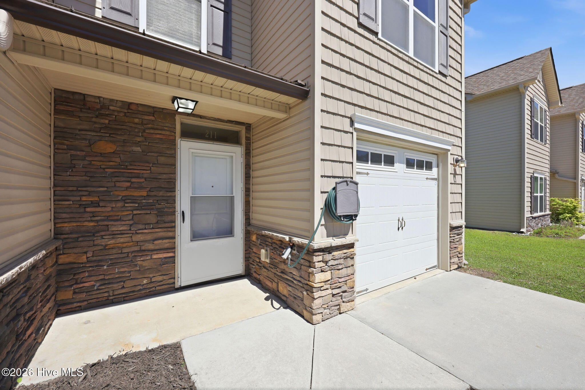211 Boyington Place Road